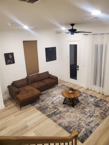 5113 Briscoe Street A, Houston, TX 77033