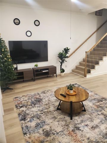 5113 Briscoe Street A, Houston, TX 77033