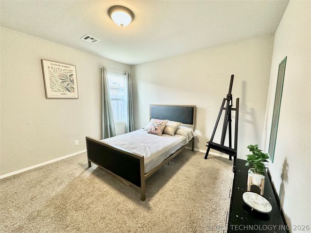 1240 E Richmond Street, Broken Arrow, OK 74012