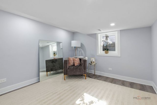 2759 Royal Drive, Northbrook, IL 60062