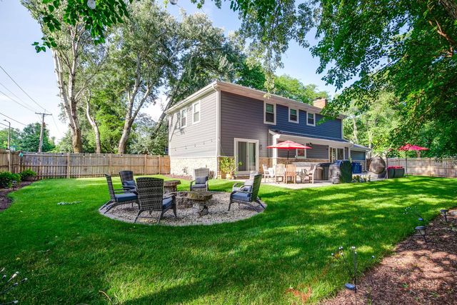 2759 Royal Drive, Northbrook, IL 60062