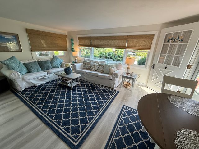 2 Reed Avenue, Waterford, CT 06385