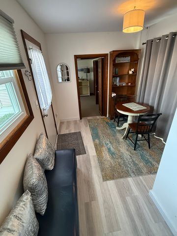 2 Reed Avenue, Waterford, CT 06385