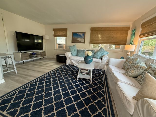 2 Reed Avenue, Waterford, CT 06385