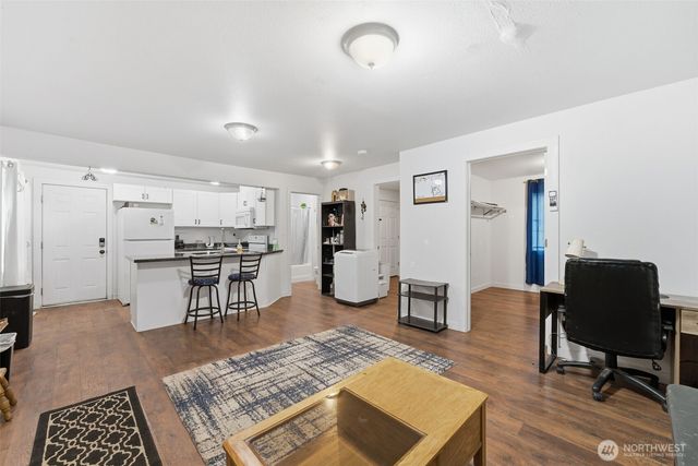 306 E 5th Avenue, Warden, WA 98857