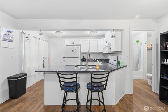 306 E 5th Avenue, Warden, WA 98857