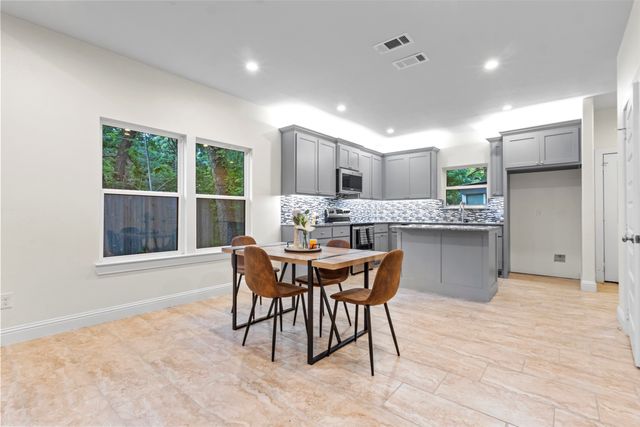 117 Pawnee Trail, Mabank, TX 75156