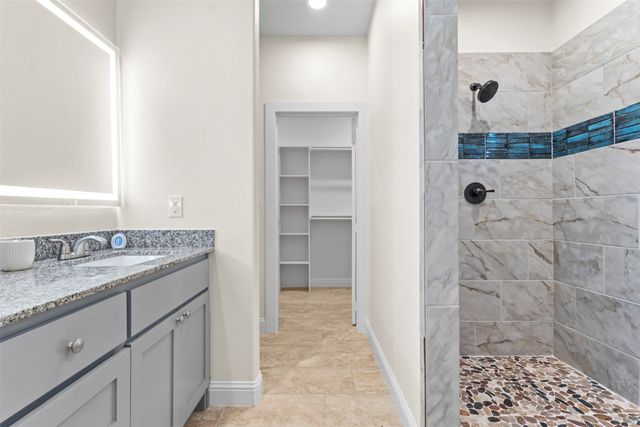 117 Pawnee Trail, Mabank, TX 75156