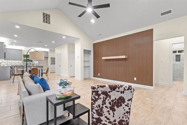 117 Pawnee Trail, Mabank, TX 75156