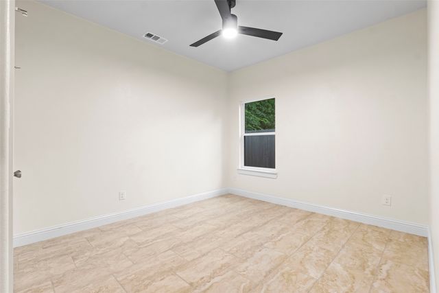 117 Pawnee Trail, Mabank, TX 75156