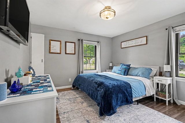 912 Wendover Boulevard, Norton Shores, MI 49441