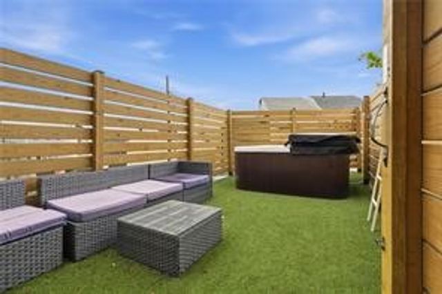 5205 Stanton Ave, Lawrenceville, PA 15201