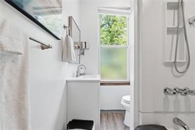 5205 Stanton Ave, Lawrenceville, PA 15201