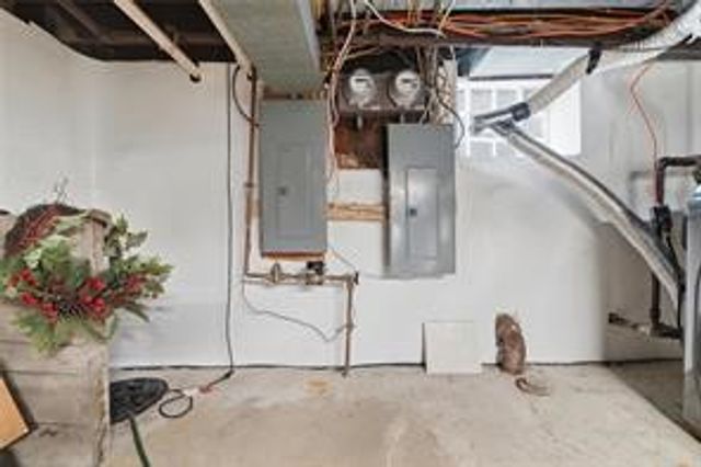 5205 Stanton Ave, Lawrenceville, PA 15201