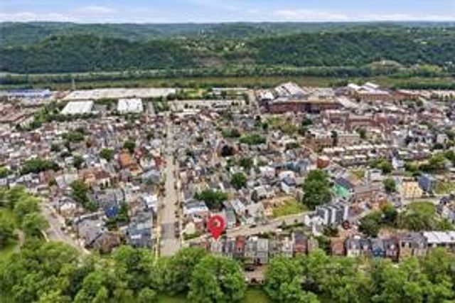 5205 Stanton Ave, Lawrenceville, PA 15201