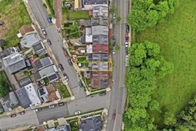 5205 Stanton Ave, Lawrenceville, PA 15201