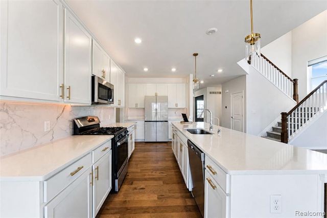 2716 Maize Loop, Saline, MI 48176