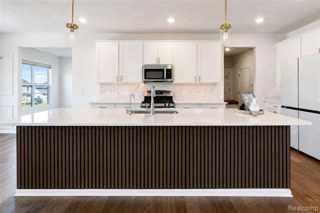2716 Maize Loop, Saline, MI 48176