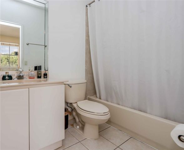 4612 NW 94th Ct 4612, Doral, FL 33178