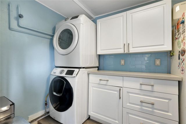 390 NE 10th Avenue, Fort Lauderdale, FL 33301