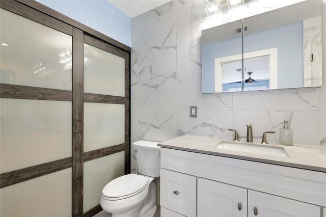 390 NE 10th Avenue, Fort Lauderdale, FL 33301