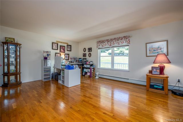 11 Rakentine Lane, Garnerville, NY 10923