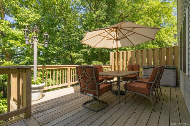 11 Rakentine Lane, Garnerville, NY 10923