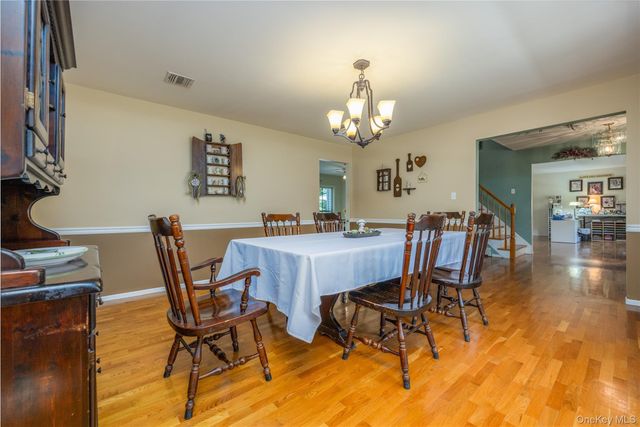 11 Rakentine Lane, Garnerville, NY 10923