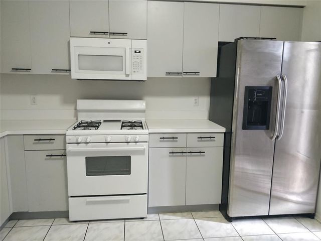 7913 Sanibel Drive 7913, Tamarac, FL 33321