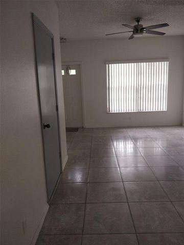 7913 Sanibel Drive 7913, Tamarac, FL 33321
