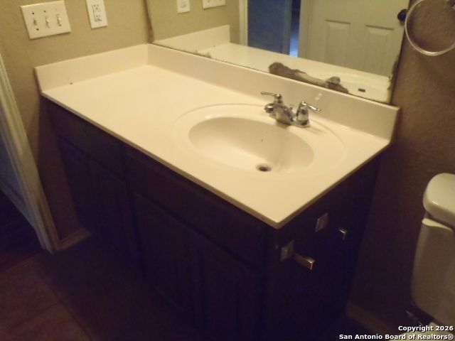 2524 Fayette Dr, New Braunfels, TX 78130