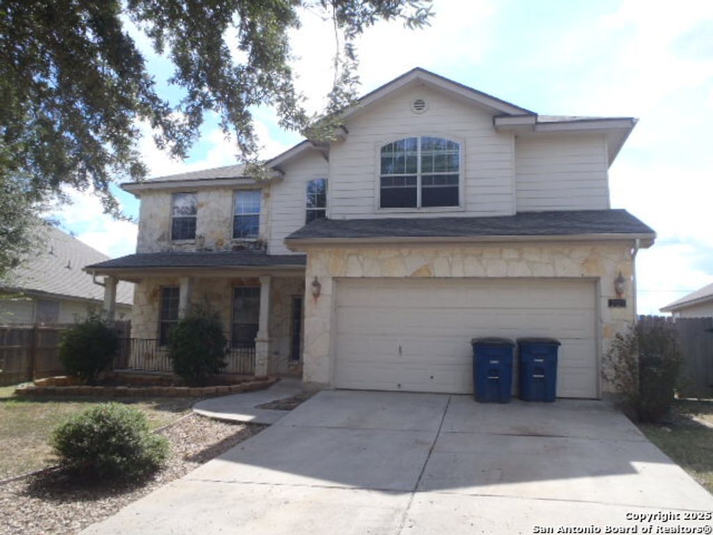 2524 Fayette Dr, New Braunfels, TX 78130