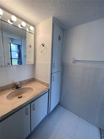 17011 N Bay Rd 816, Sunny Isles Beach, FL 33160
