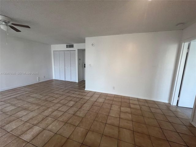 17011 N Bay Rd 816, Sunny Isles Beach, FL 33160
