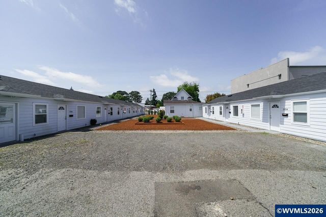 1348-1366 12th St SE, Salem, OR 97302