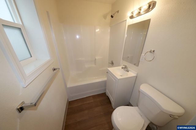 1348-1366 12th St SE, Salem, OR 97302