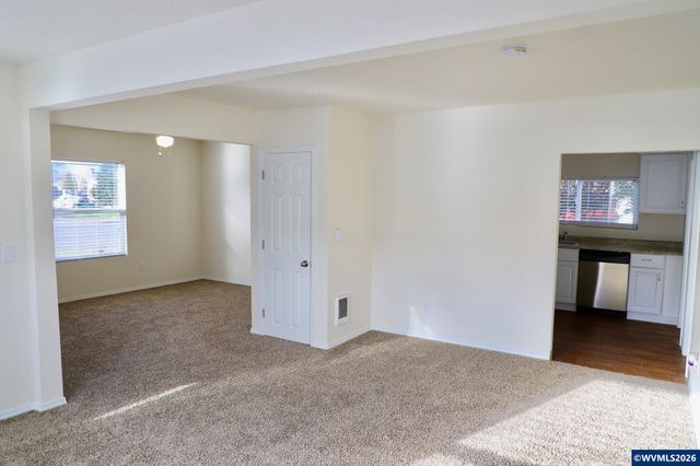 1348-1366 12th St SE, Salem, OR 97302