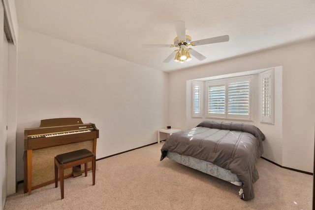 699 Nancy Dr, Ripon, CA 95366