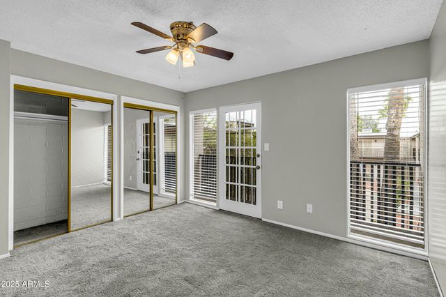 1828 W TUCKEY Lane 13, Phoenix, AZ 85015