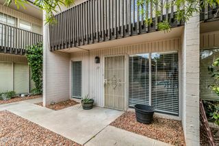 1828 W TUCKEY Lane 13, Phoenix, AZ 85015