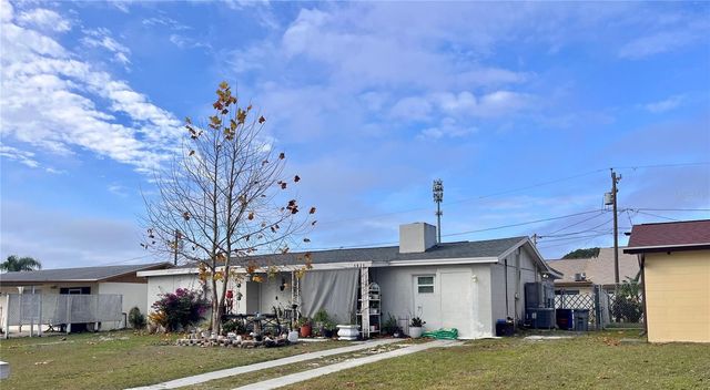 1821 KNOLLWOOD DRIVE, Holiday, FL 34690