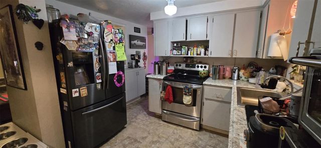 1821 KNOLLWOOD DRIVE, Holiday, FL 34690