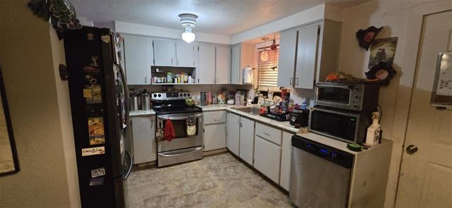 1821 KNOLLWOOD DRIVE, Holiday, FL 34690