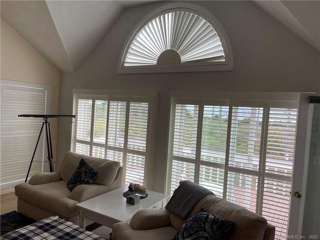 105 Elm Street Main, Stonington, CT 06378