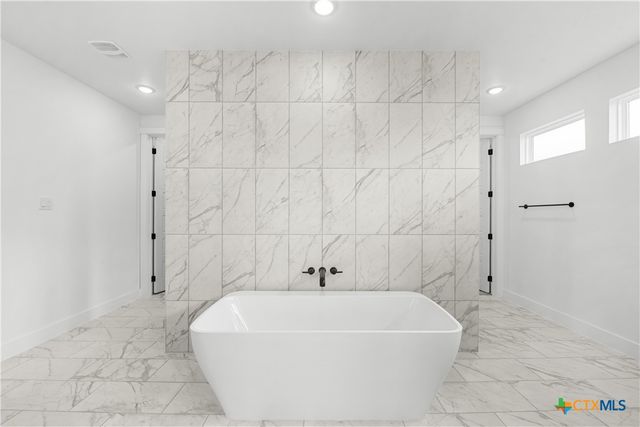 2038 Grey Fox Drive, Nolanville, TX 76559