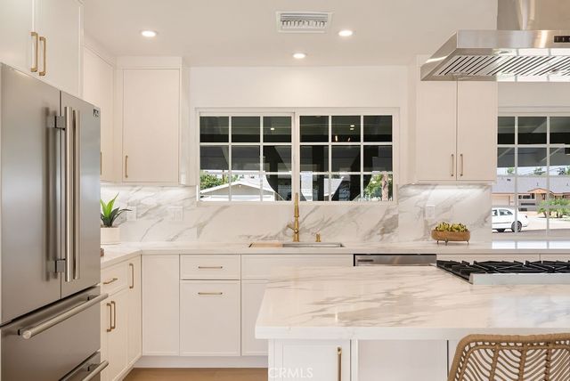 2608 W Palais Road, Anaheim, CA 92804