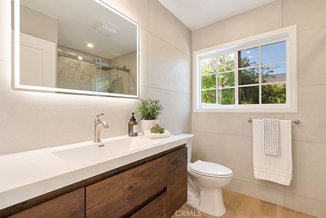 2608 W Palais Road, Anaheim, CA 92804