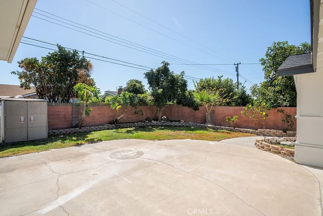 2608 W Palais Road, Anaheim, CA 92804