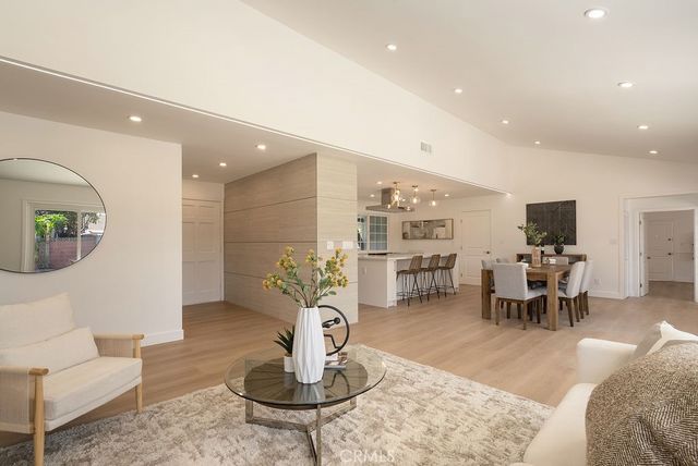 2608 W Palais Road, Anaheim, CA 92804