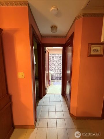 11223 Rhody Drive, Port Hadlock, WA 98339